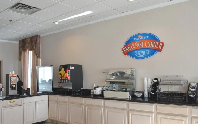 Baymont by Wyndham East Windsor Bradley Airport