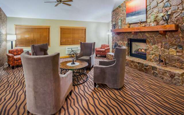 AmericInn by Wyndham Mora