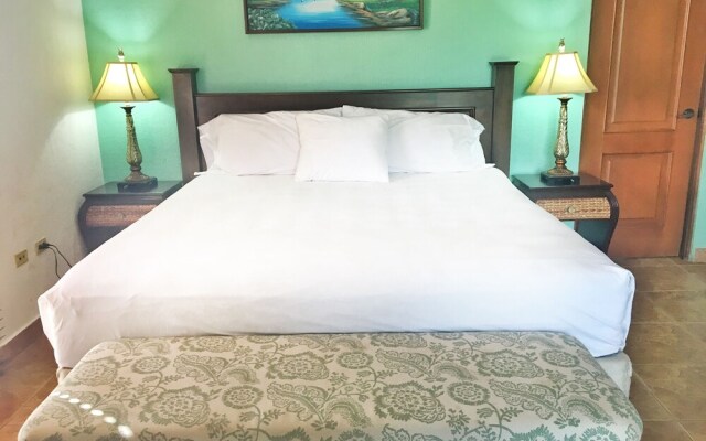 Granada Supreme Grand Royalty Suite 121