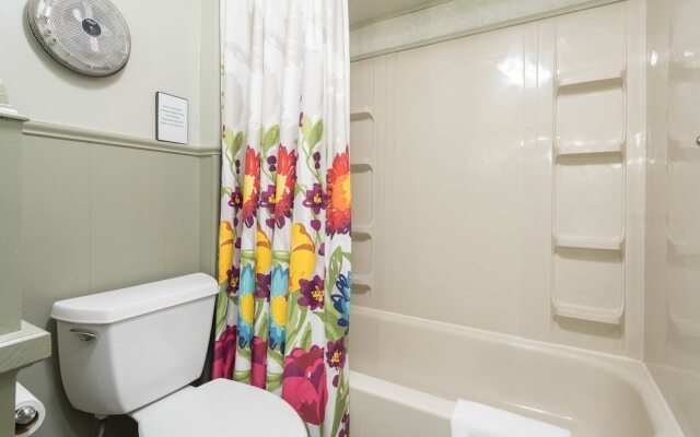 Texas Rose Lodge by RedAwning