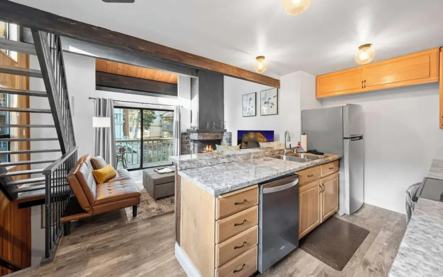 Kingswood Village Escape For 4