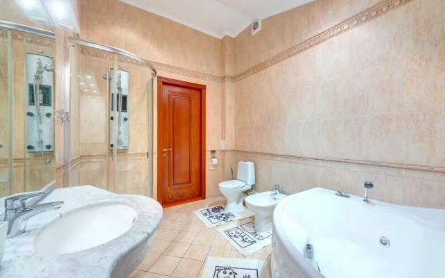 LUX Apartments Shelkovichnaya