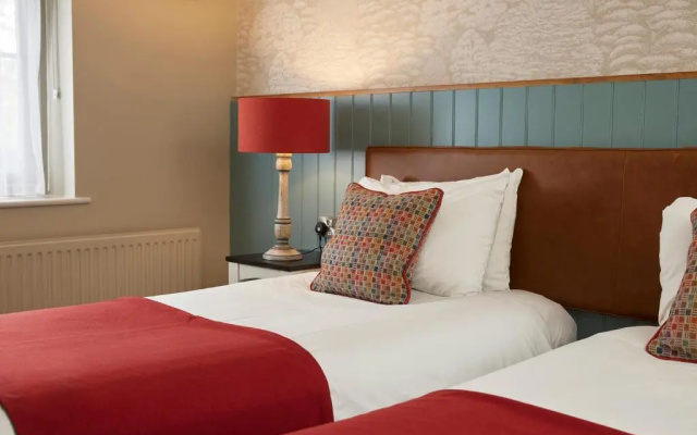 Feathers Hotel by Chef and Brewer Collection