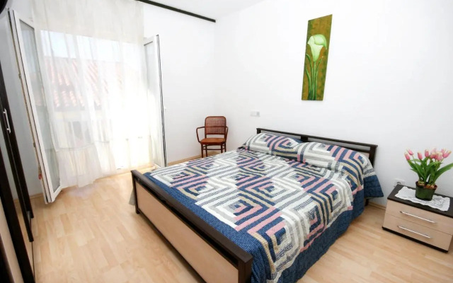 Apartment Drasnice 6051b