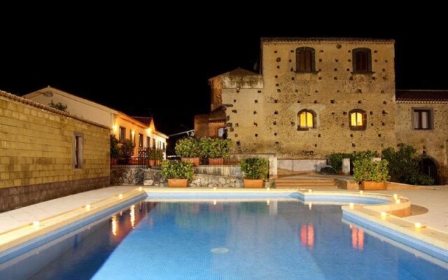 Gole Alcantara Botanical & Geological Park Argoturismo Il Borgo