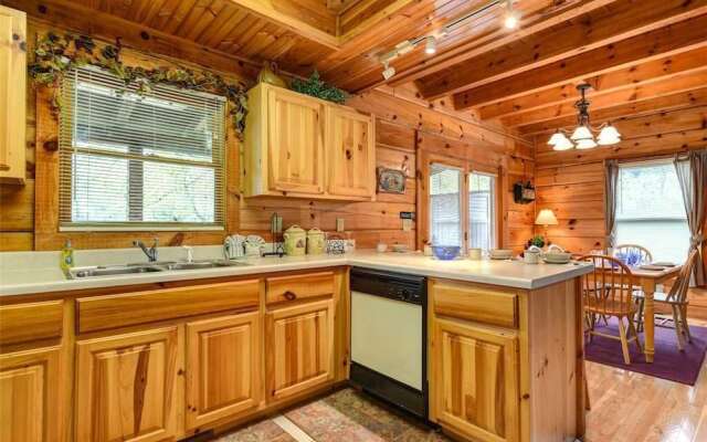 Honey Pot - Three Bedroom Cabin