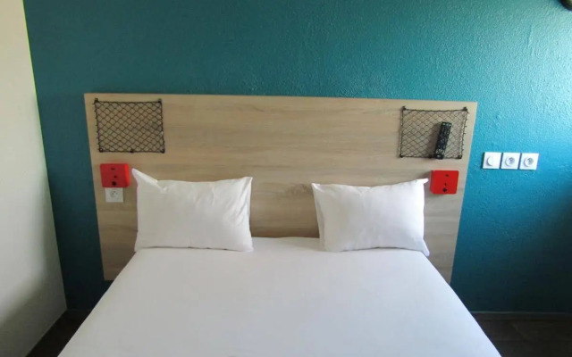 hotelF1 Igny Massy TGV