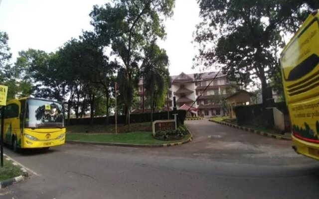 Wisma Makara Suite