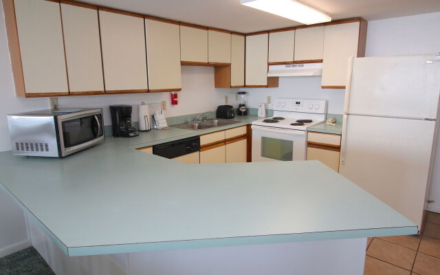 Bay Club Resort by Coolvacay