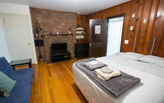 Amazing Single House in Brookline