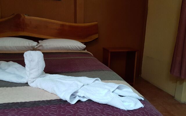 Greemount Hotel
