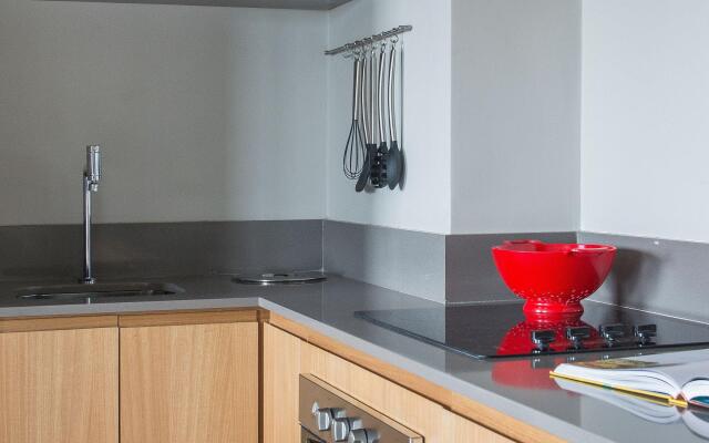 CL1806 Flat com limpeza diária no Itaim Bibi
