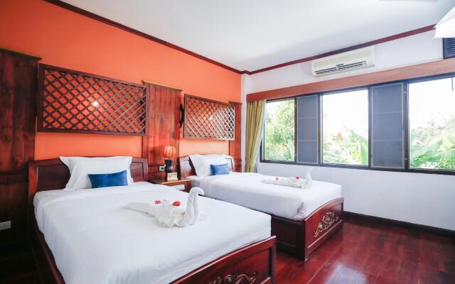 E-Outfitting Vang Thong Hotel