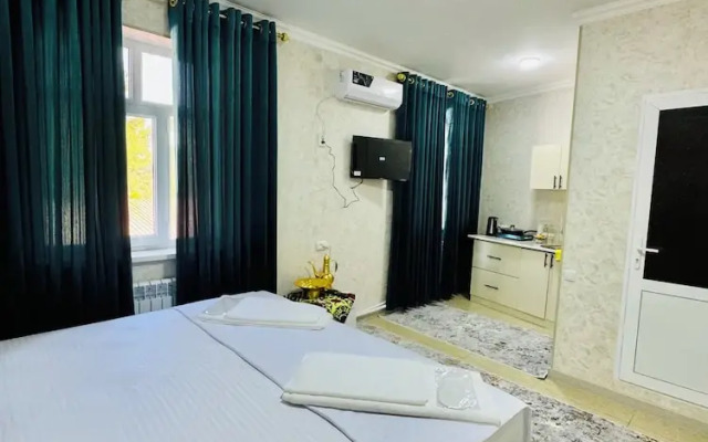 Khan Apartments