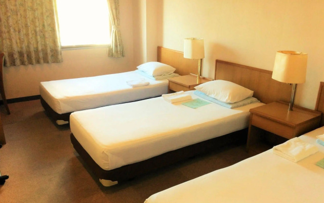 Okinawa International Youth Hostel