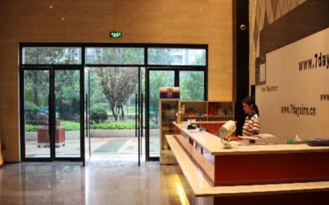 7Days Inn Chengdu Century City New Exhibition Center