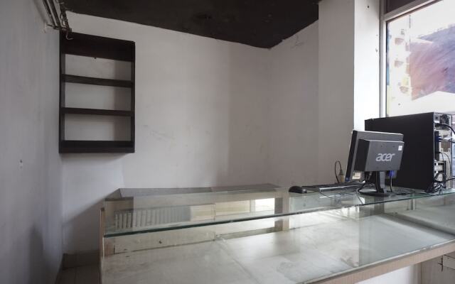 OYO 93003 B32 Homestay