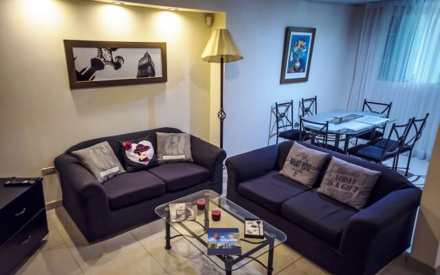 Trujillo - El Golf Apartments