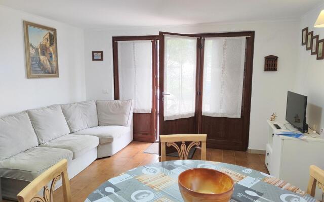 Cosy apartment in Pesaro with shared pool