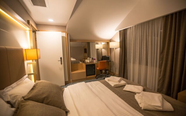 Blue Sea Hotel