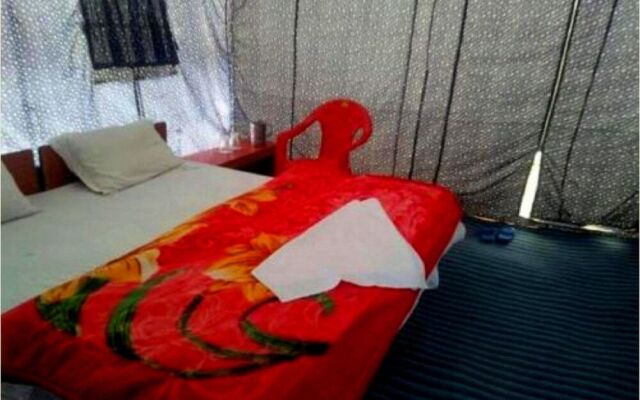 TIH Goodluck Camps and Guest House