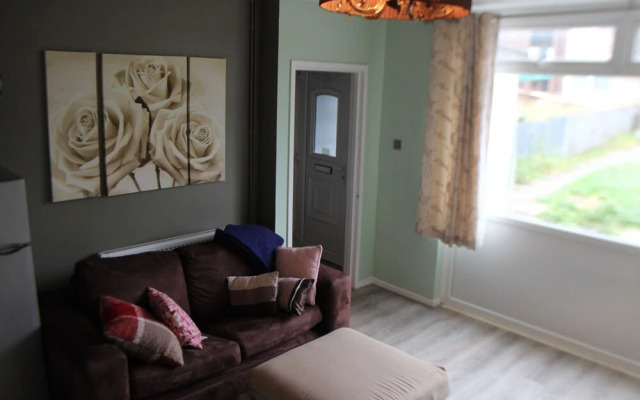 ADVO Lovely 2 rooms accommodation Leeds
