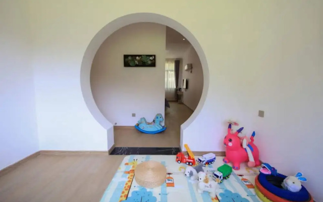 The Colorful House
