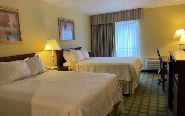 Days Hotel Sutton Flatwoods