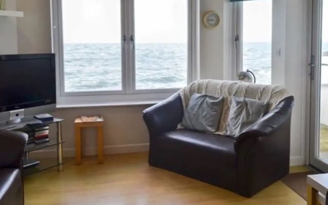 Beautiful sea View Apartment