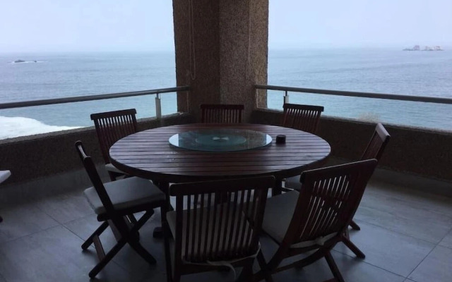 Departamento Peque  by Villas HK28