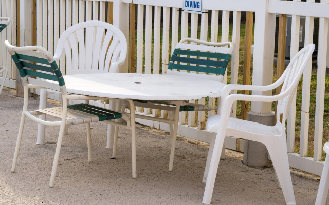Island Inn by OYO Galveston Beach, TX