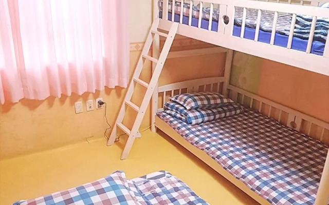 Yangyang Party Guest House Naksan