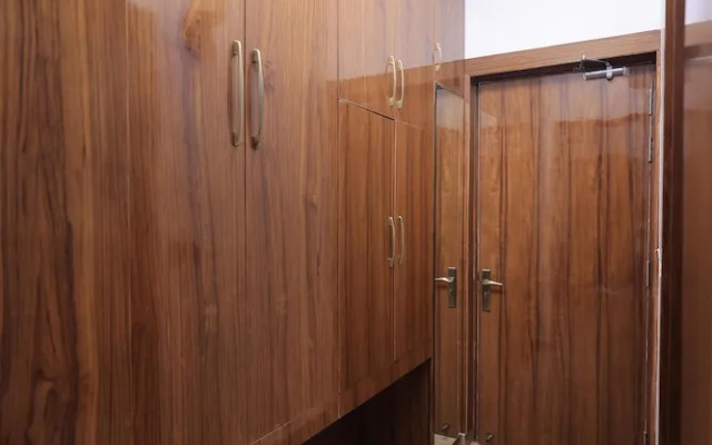 The Hoften Snowia Luxury Stay Near Bhalugarh Waterfall