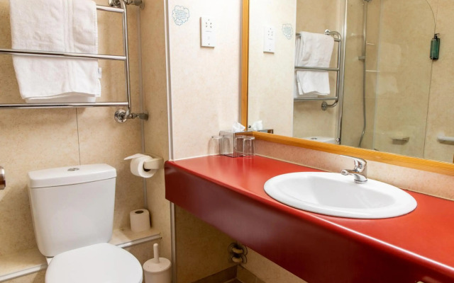 Tiverton Hotel Lounge & Venue