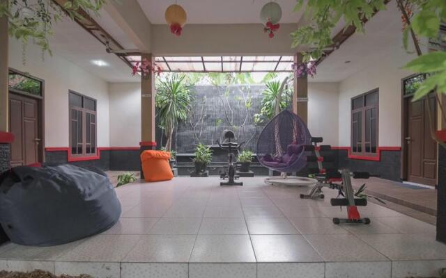 RedDoorz near Radin Intan Airport Lampung 2