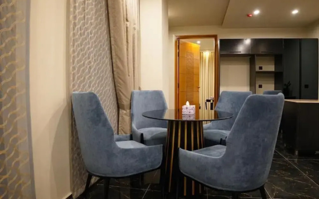 Oasis Suite Hotel
