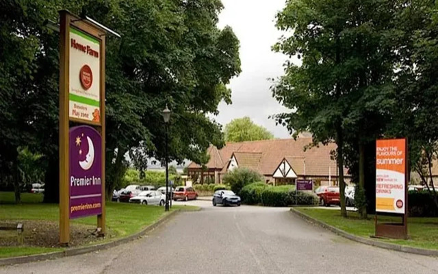 Premier Inn Hull West