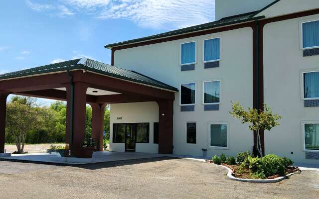 Days Inn by Wyndham LaPlace- New Orleans