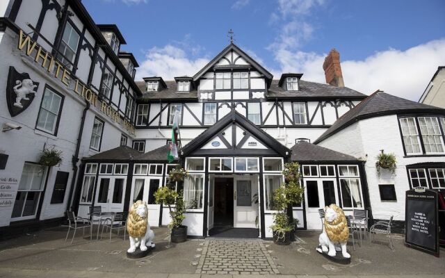 hotelImage