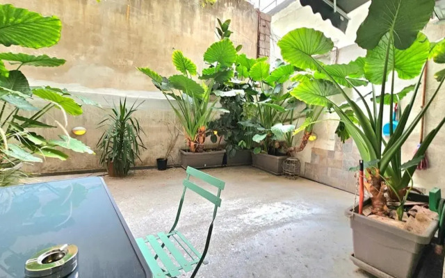 Athens Cozy Studio 30 Sq m semi basement
