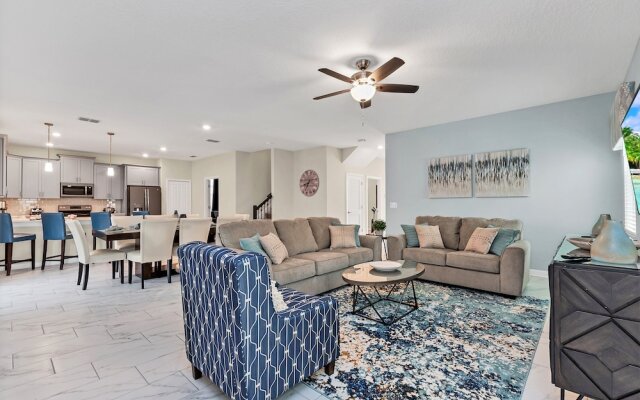 Family Friendly! 6bed 5Ba Villa with Pool