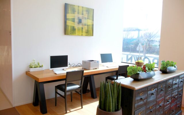 Crown Hotel Changwon