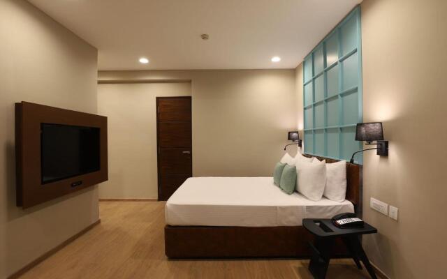 Peninsula Suites