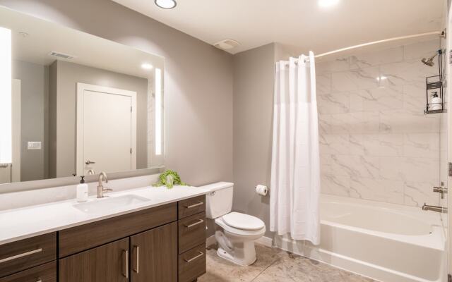 AMLI Downtown by Kasa Austin Downtown