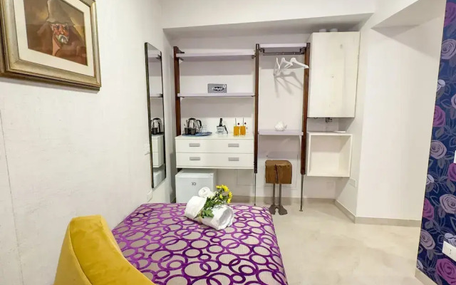 Ca de la Corona - Ai Fiori by Ca-sa Check