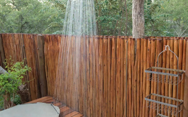 Nyaleti Lodge