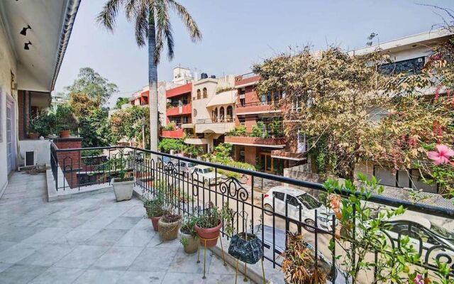 Seclude City Serviced Apartments