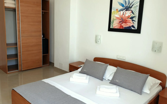 Sunset Split Rooms