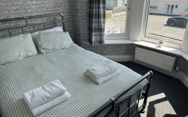 OYO Shore Surf Lodge