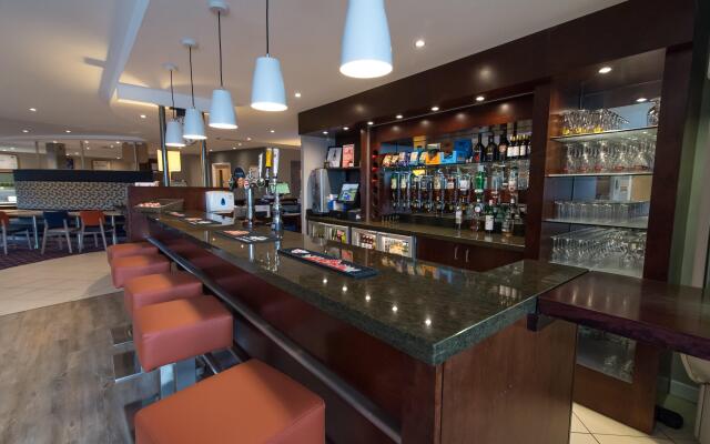 Holiday Inn Express Dunfermline by IHG